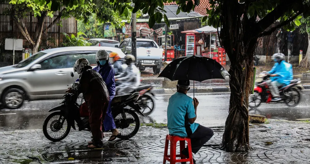 BMKG Terapkan Teknologi Modifikasi Cuaca Jelang Libur Natal dan Tahun Baru