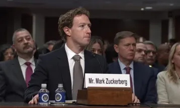 Mark Zuckerberg Apologizes to Parents at Senate Hearing