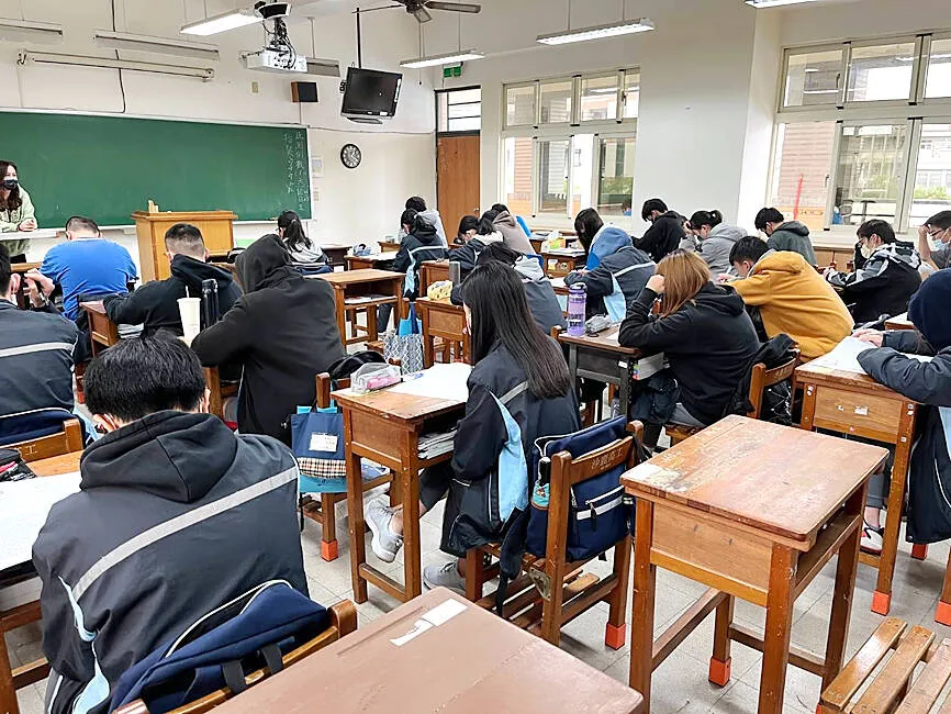 Sekolah Menengah Taiwan Tawarkan Libur Kesehatan Mental