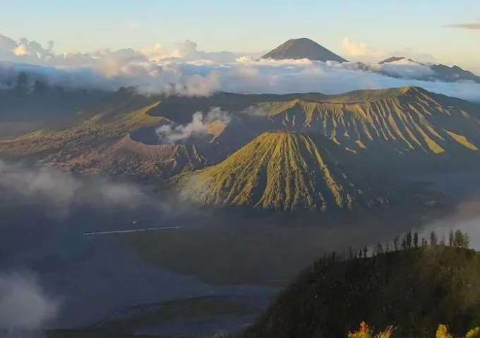 Kuota Kunjungan Wisatawan ke Bromo Ditambah 1.000 Orang per Hari Selama Libur Nataru