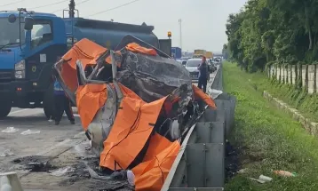 Kronologi Kecelakaan Mudik Lebaran di KM 58 Tol Jakarta-Cikampek Telan 12 Korban Jiwa