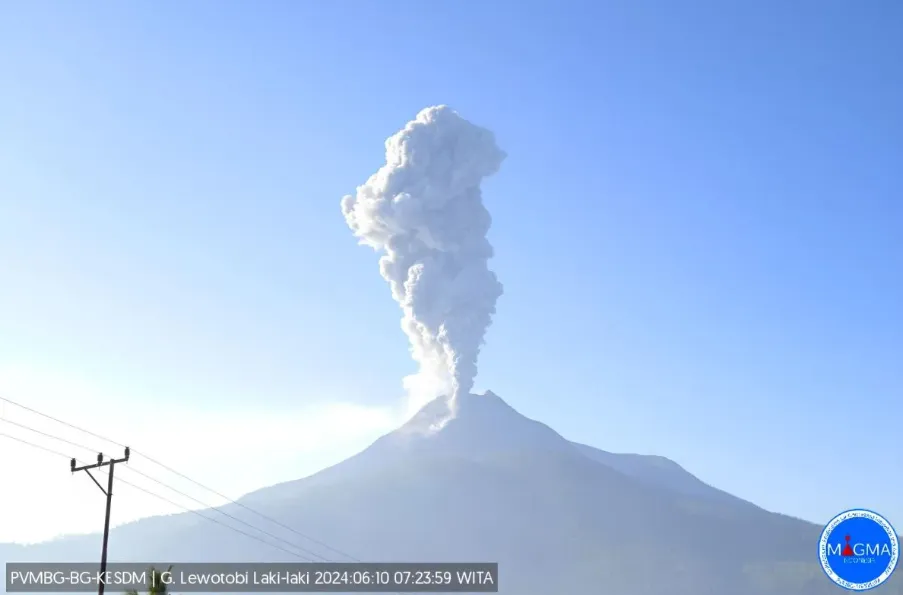 Gunung Lewotobi Laki-laki di NTT Naik Status dari Waspada ke Siaga