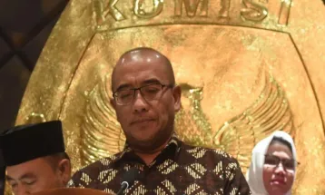 Presiden Jokowi Berhentikan Tidak Hormat Hasyim Asyari sebagai Anggota KPU
