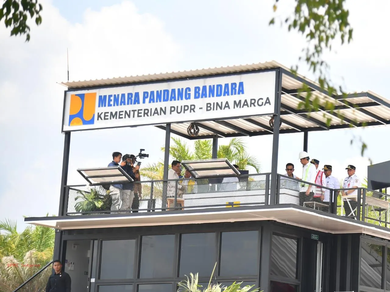 Cerita Menhub Budi Karya Sumadi Mendarat Pertama Kali di Bandara IKN