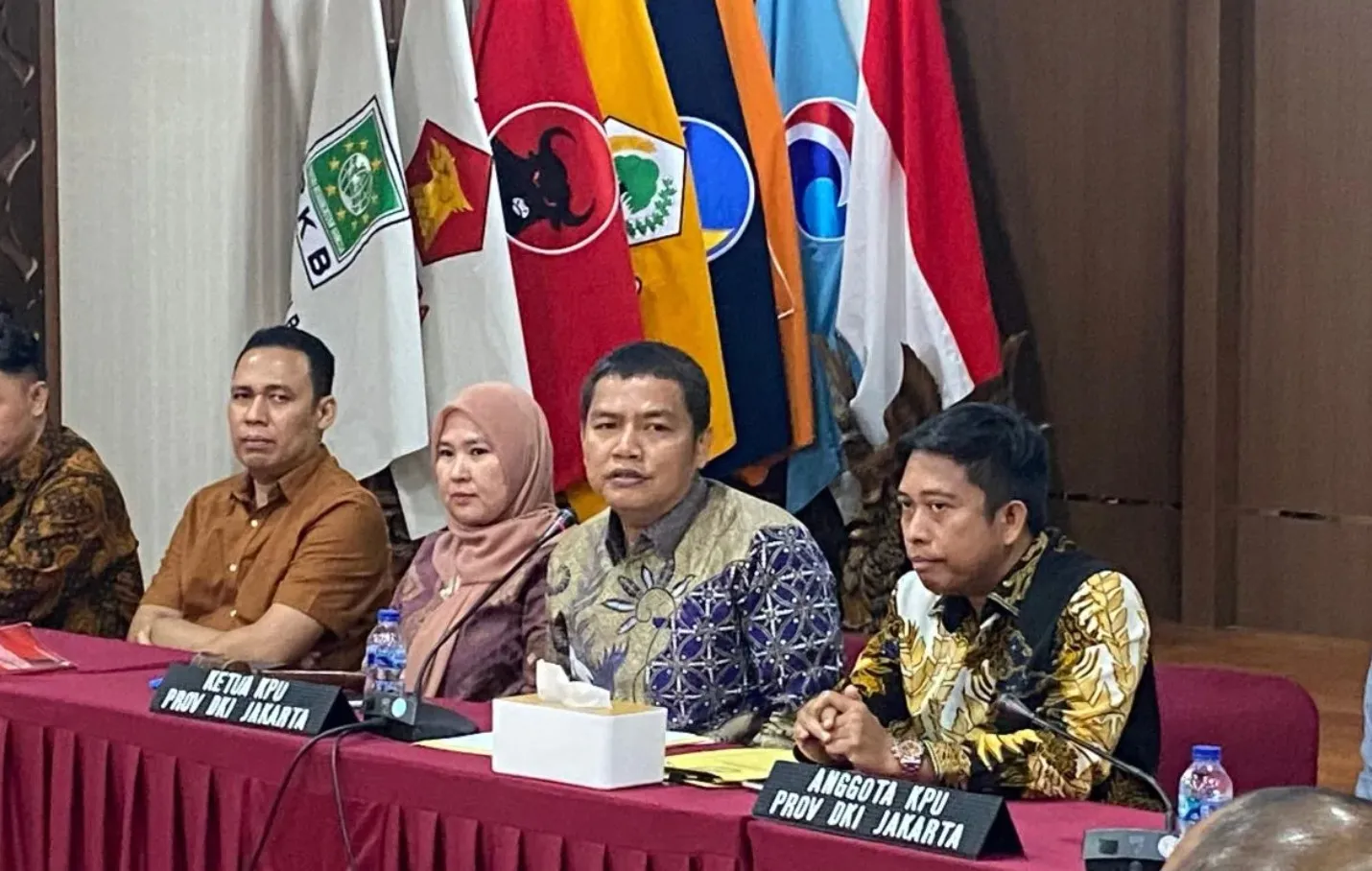 KPU Resmi Tetapkan Tiga Paslon Gubernur Maju dalam Pilkada DKI