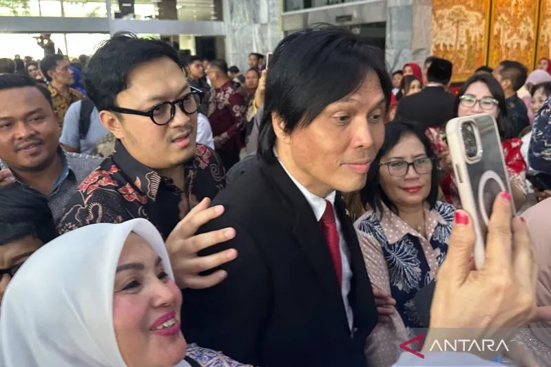 Dilantik Jadi Anggota DPR, Once Mekel Tak Masalah Bila Satu Komisi dengan Ahmad Dhani