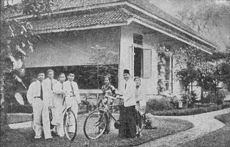 Kisah Cinta Tanpa Syarat: Malangnya Bung Karno Andai Tak Jumpa Inggit Garnasih