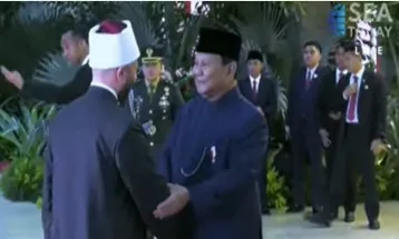 Prabowo Subianto Warmly Welcomes Arrival of State Guests Ahead of Presidential Inauguration