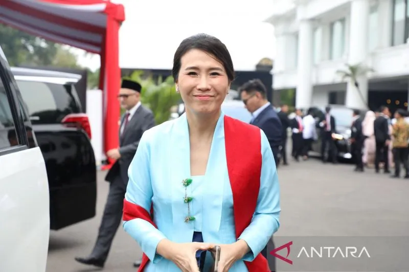 Kebahagiaan Veronica Tan:  Dilantik Wakil Menteri, Anak Sulung Jadi Dokter