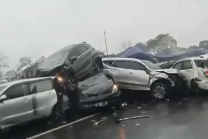 Kronologi Kecelakaan Beruntun di Tol Cipularang KM 92, Diduga akibat Truk Rem Blong