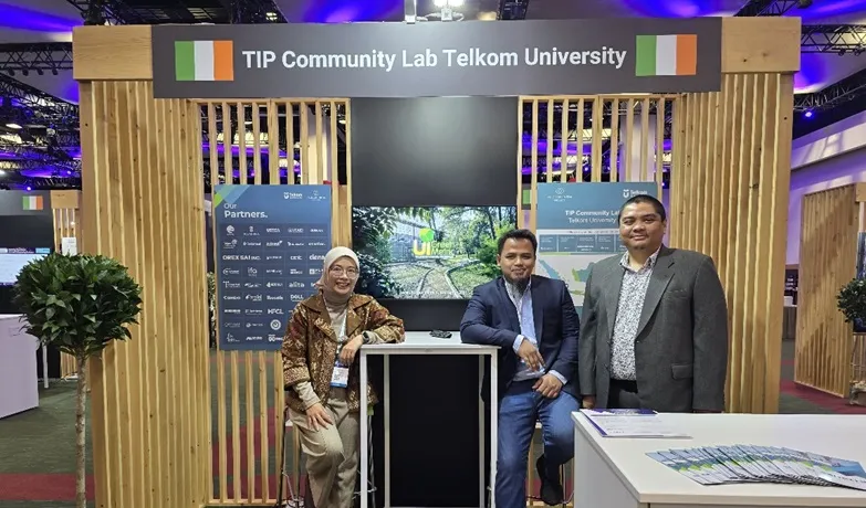 Attending FYUZ 2024, TIP Community Lab Telkom University Shows Commitment to Building Collaboration in the Open Network Ecosystem