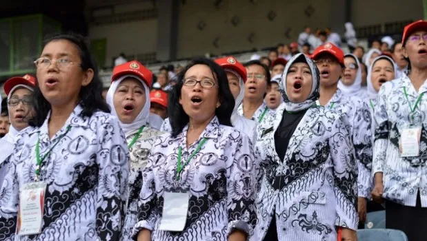 Gaji Guru ASN dan Honorer Naik Mulai Tahun Depan, Segini Besarannya