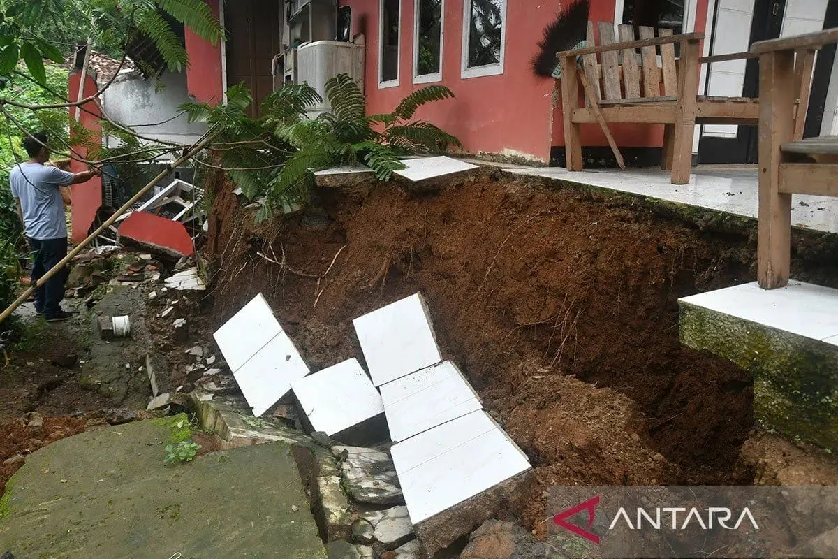 Tanggap Darurat Bencana Sukabumi Diperpanjang hingga 17 Desember