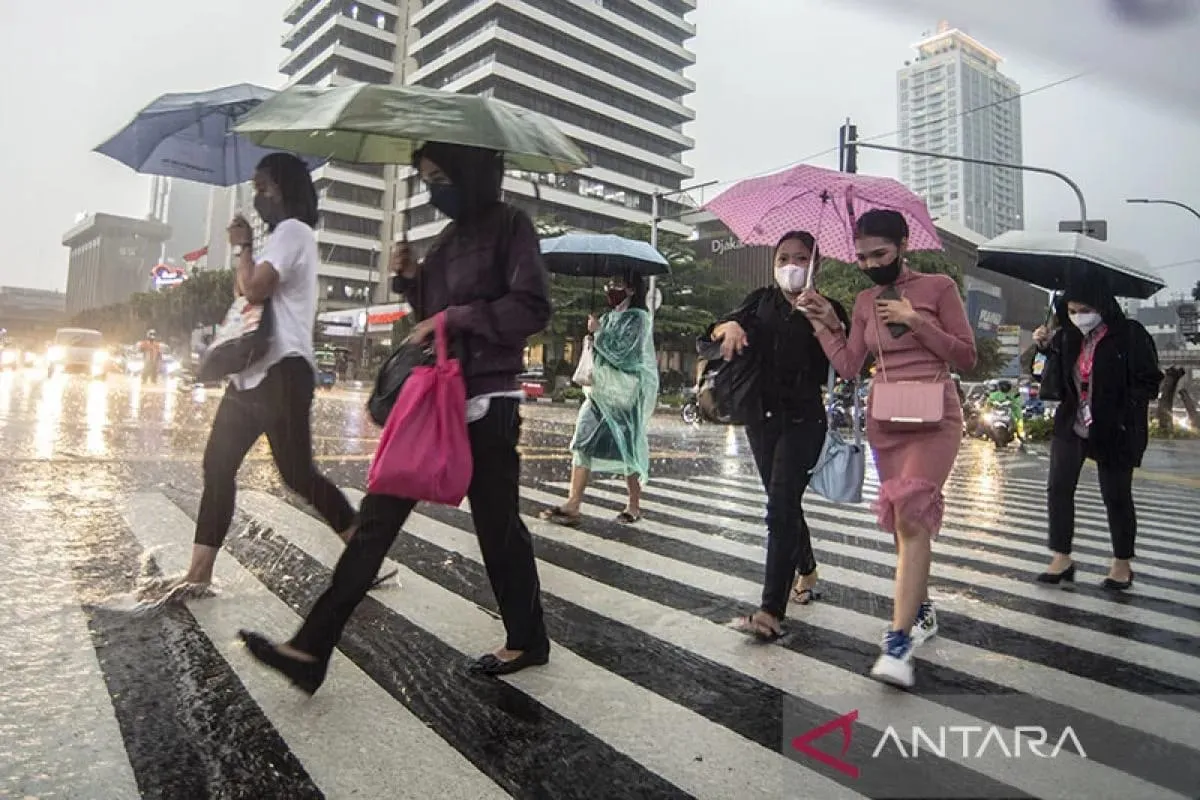 BMKG: Sebagian Jakarta Diprakirakan Hujan Ringan Sabtu Sore