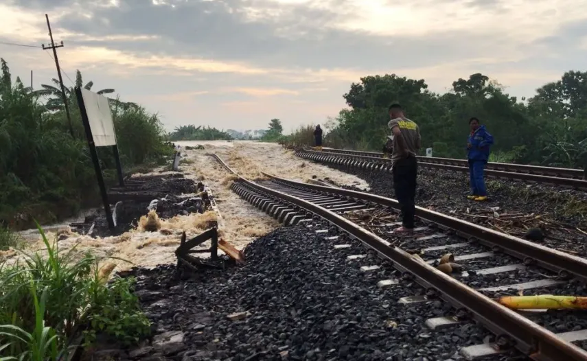 Banjir Grobogan, KAI Batalkan 6 Perjalanan Kereta Api