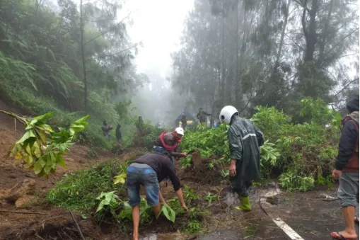 TNBTS: Setelah Terdampak Longsor, Jalur Menuju Bromo Kembali Normal