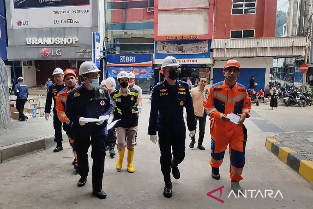 Usai Tutup Sebulan, Lantai 1 dan 2 Glodok Plaza Kembali Buka